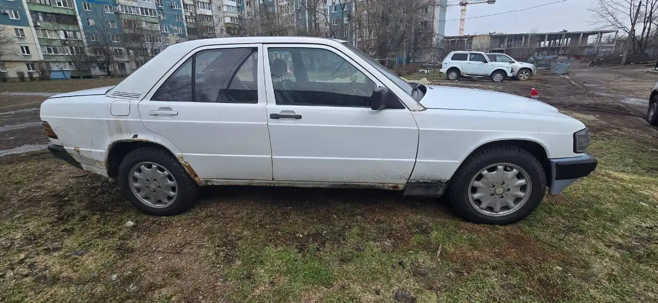 Продажа Mercedes W190 с ГУРом после капиталки - Авто в Волноваха