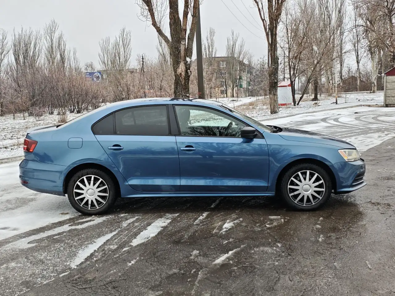 Volkswagen Jetta 2015 года - Авто в Енакиево