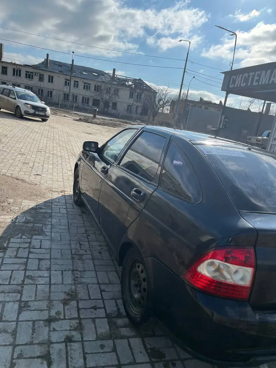 Продается Лада Приора хэтчбек 2010 года - Авто в Волноваха