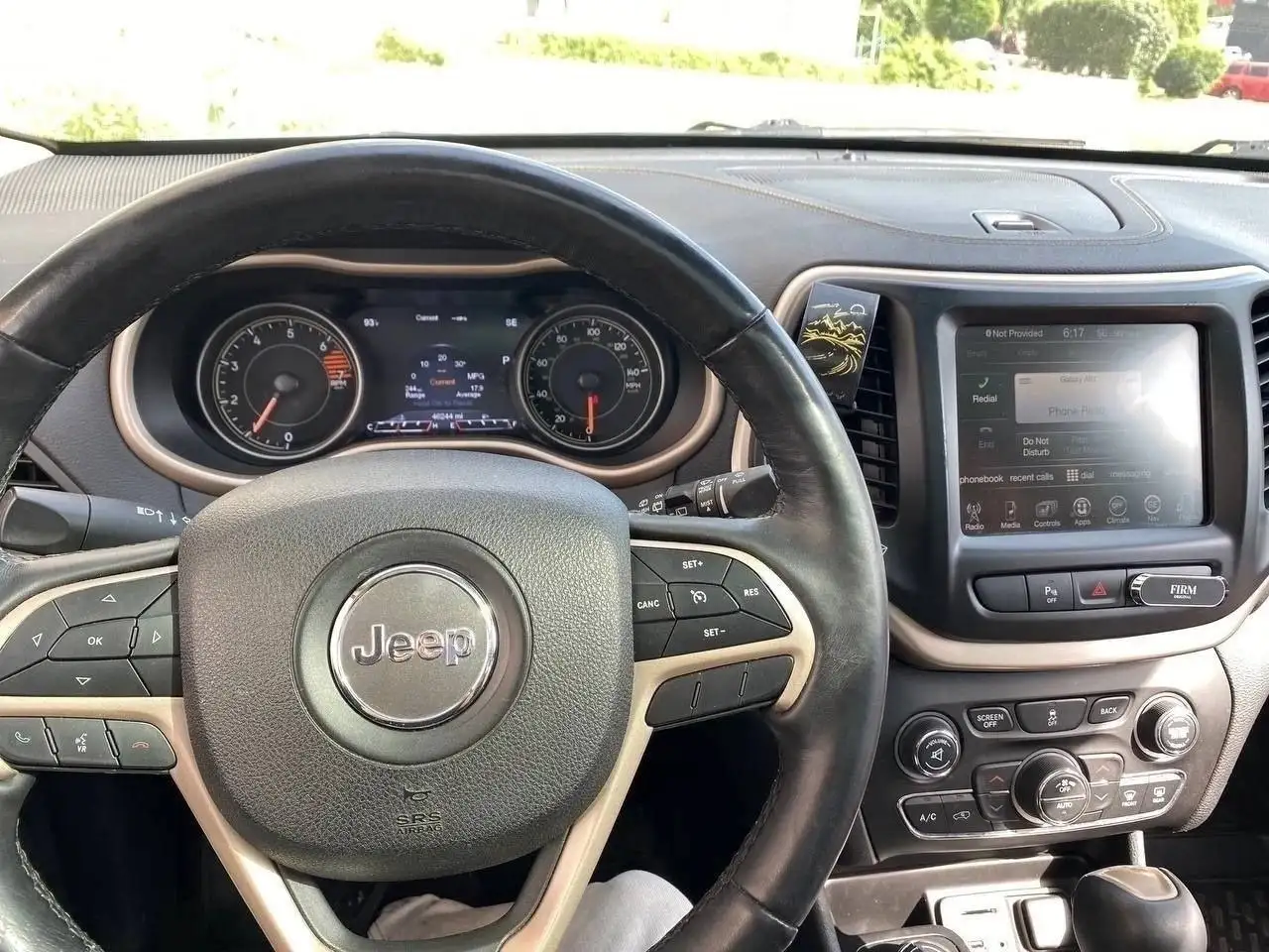 Продажа Jeep Cherokee Limited 2017 года - Авто в Краснодон