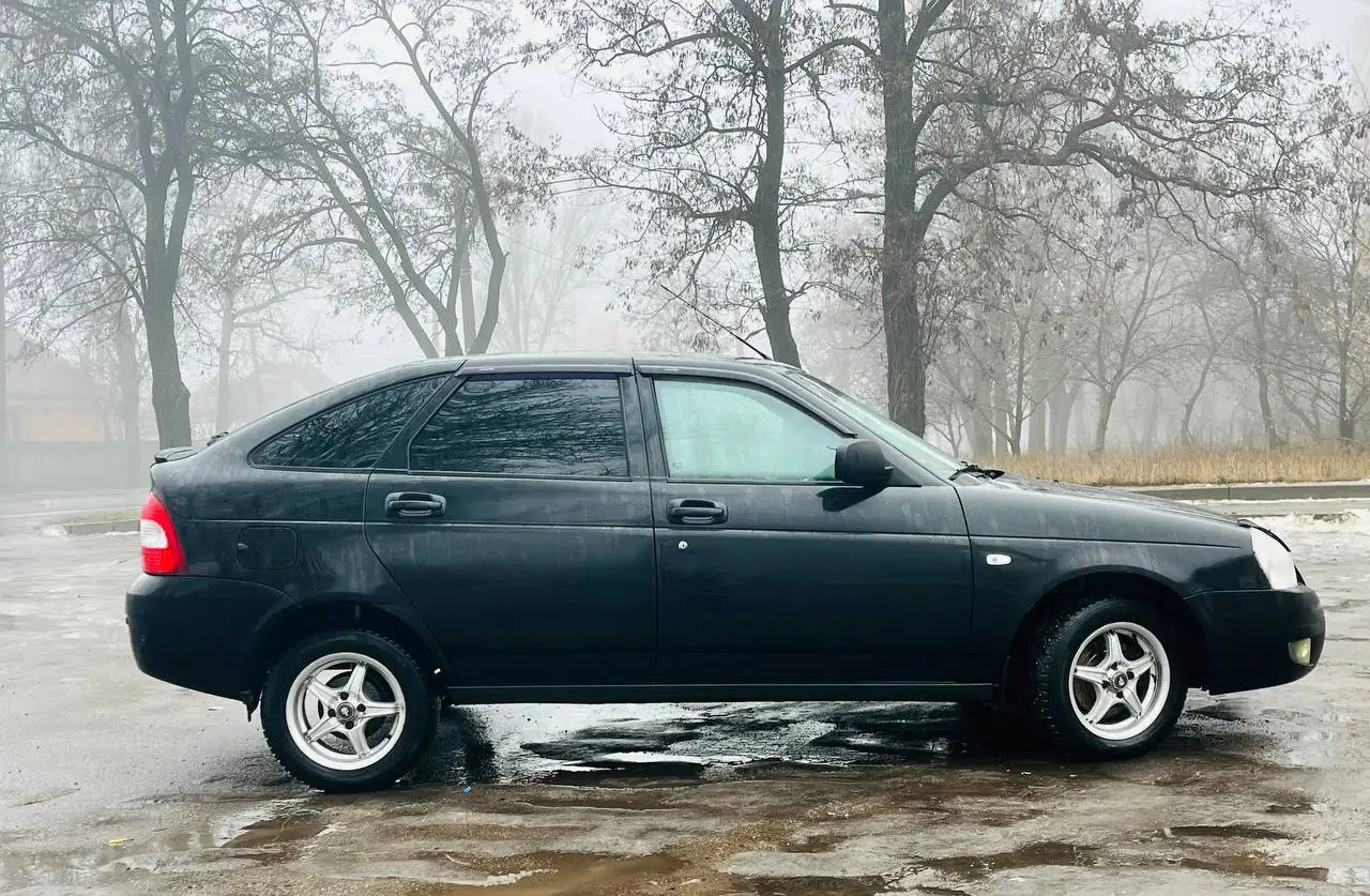 Продажа Lada Priora 2013 года - Авто в Донецк
