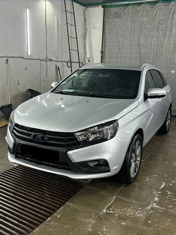 Продам Ладу Весту универсал 2019 года - Грузовики в Старобельск