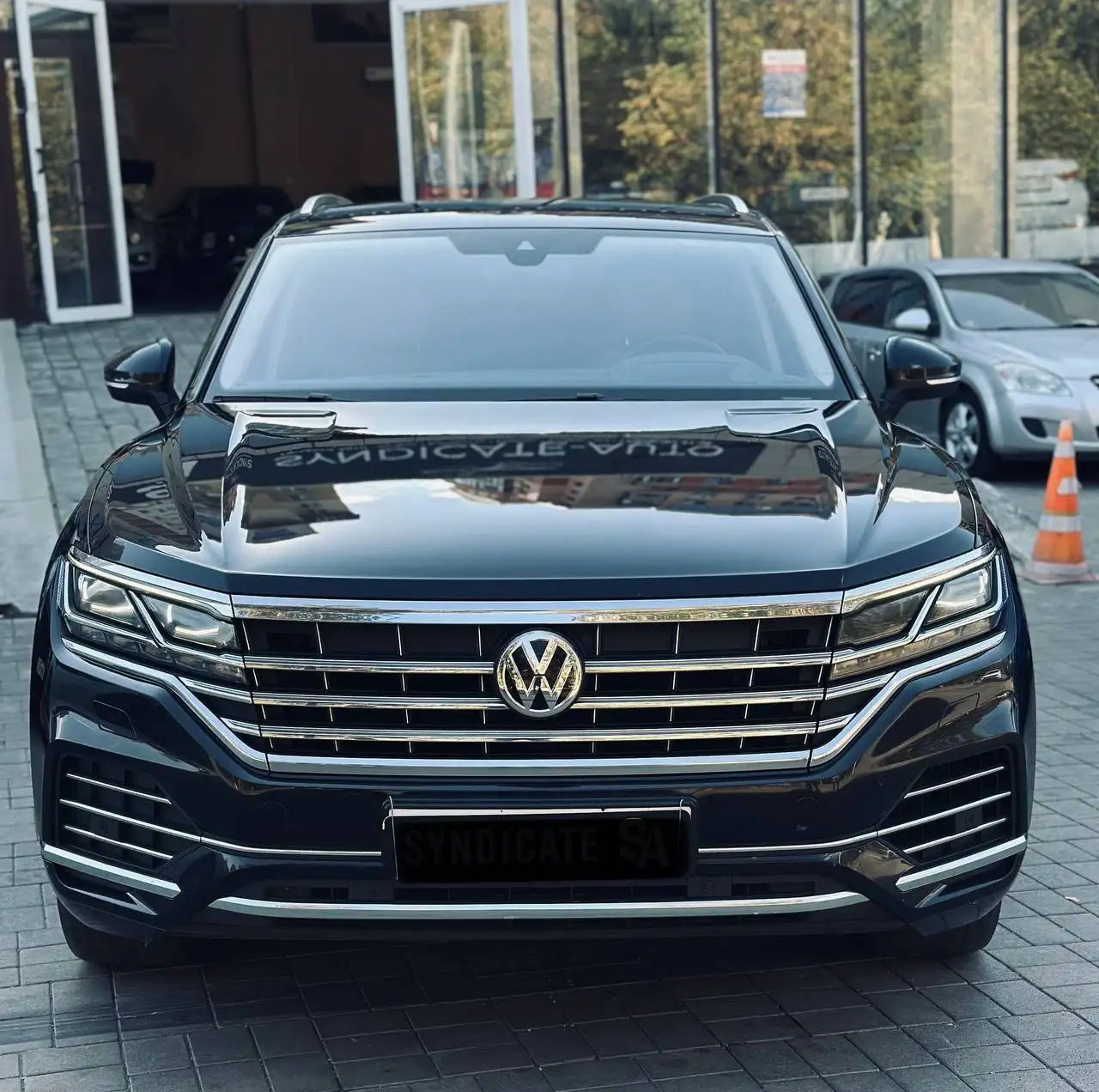 Volkswagen Touareg 2018 года с дизельным двигателем - Внедорожники, кроссоверы (Авто) в Макеевка