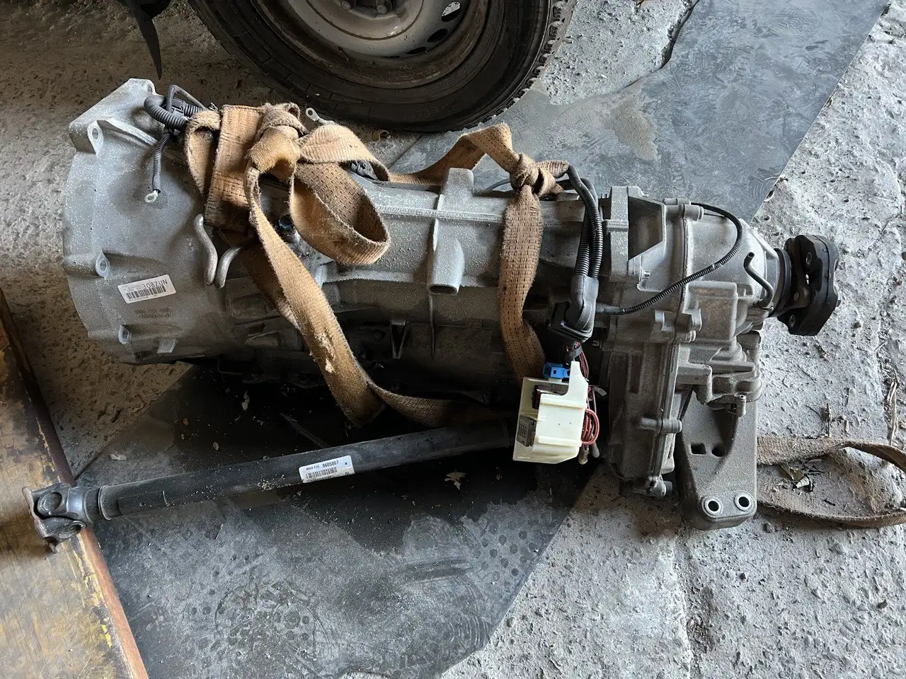 BMW X4 2016 года по запчастям или целиком - Запчасти (Авто) в Волноваха