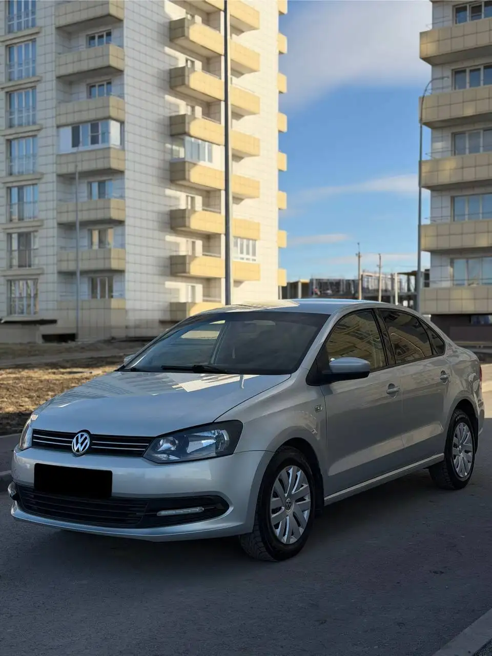 Volkswagen Polo 2012 года в отличном состоянии - Авто в Алчевск