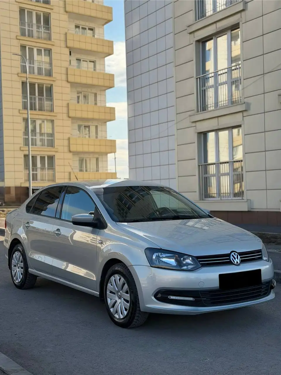Volkswagen Polo 2012 года в отличном состоянии - Авто в Алчевск