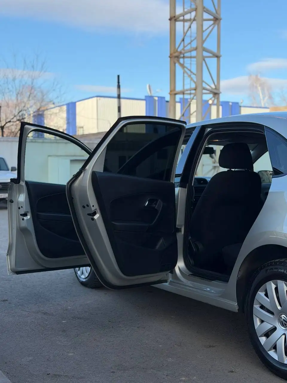 Volkswagen Polo 2012 года в отличном состоянии - Авто в Алчевск