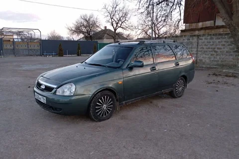 ВАЗ ПРИОРА 2011 года - Коммерческий транспорт в Геническ