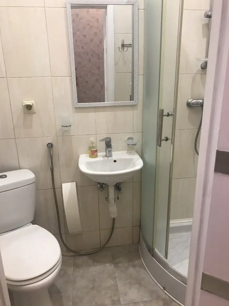 Сдается 1-комнатная квартира в Киевском районе - Аренда квартир (Недвижимость) в Донецк