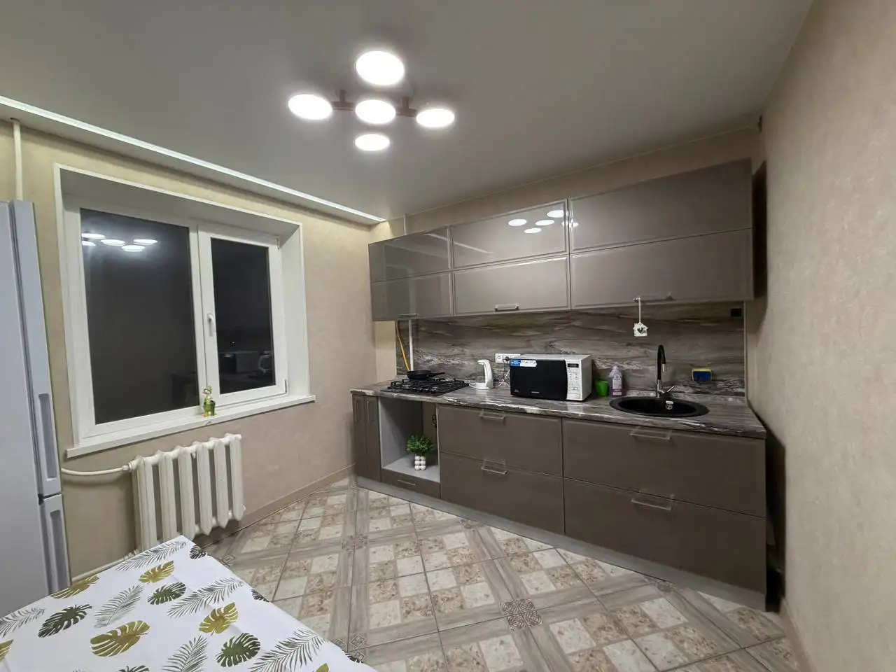 Продажа 2-комнатной квартиры в Макеевке, мкр Зеленый - Квартиры (Недвижимость) в Макеевка