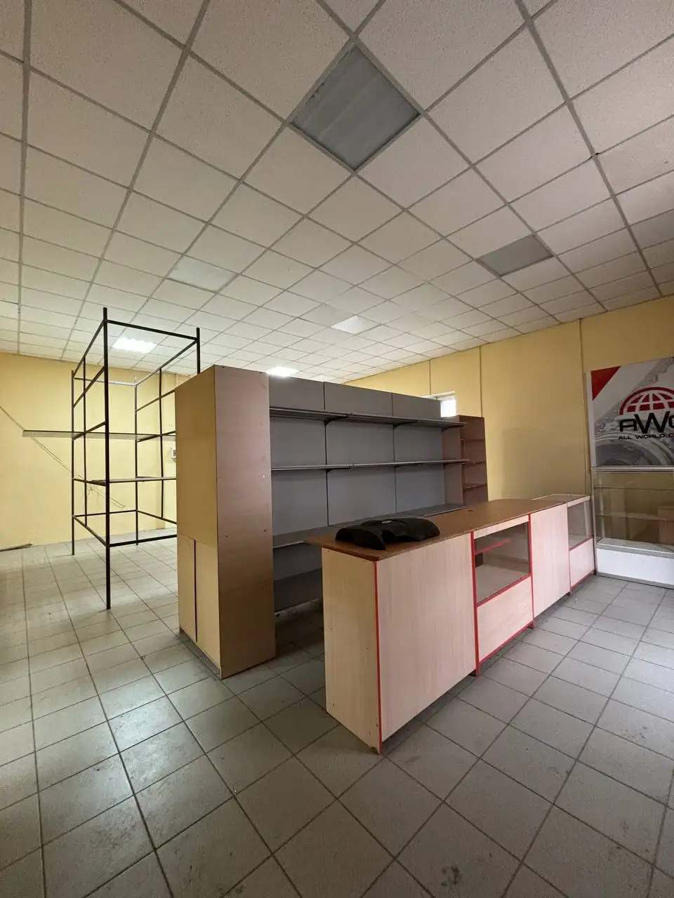 Аренда помещения в центре Макеевки - Коммерческая недвижимость (Недвижимость) в Макеевка