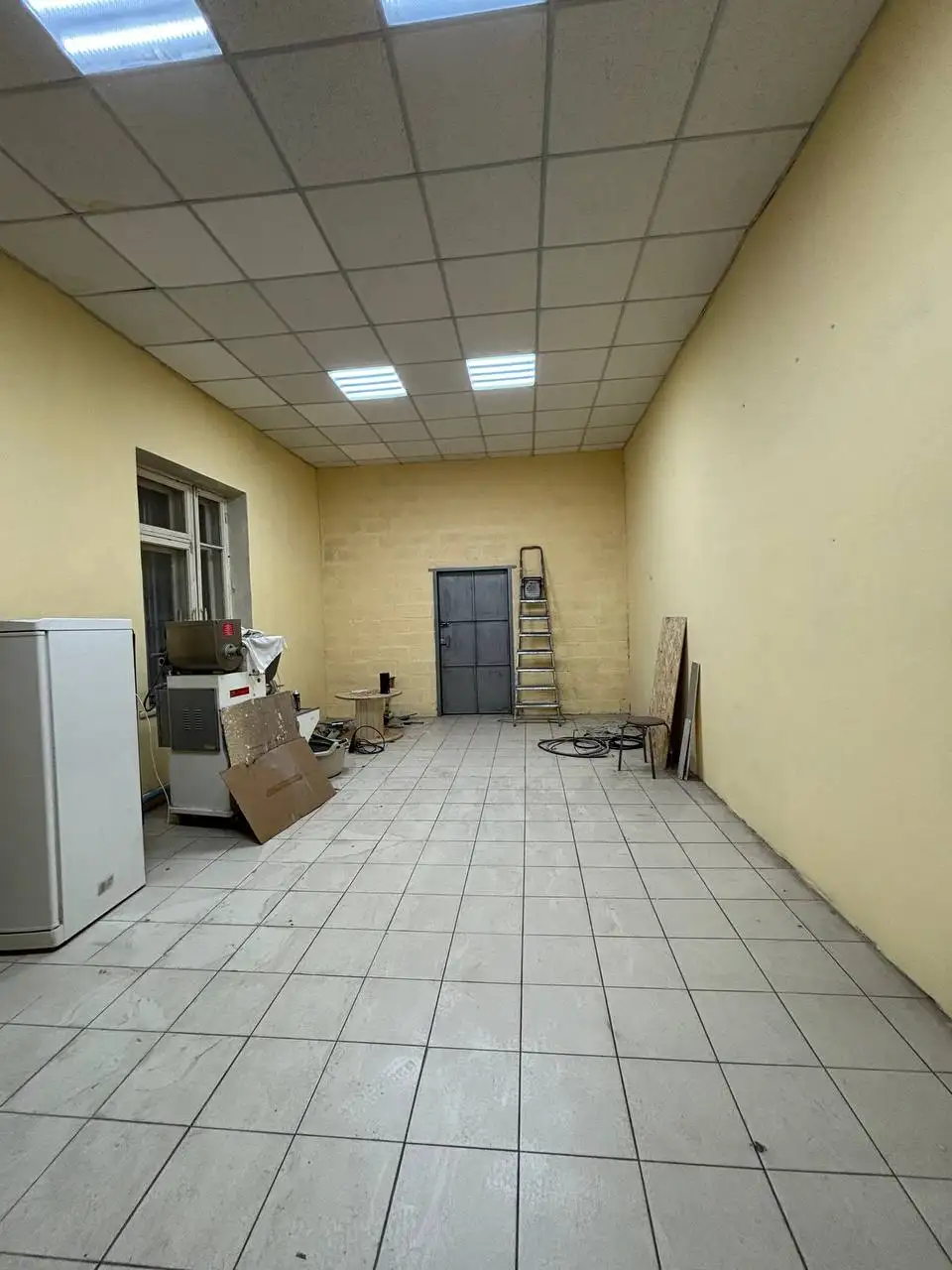 Аренда помещения в центре Макеевки - Коммерческая недвижимость (Недвижимость) в Макеевка