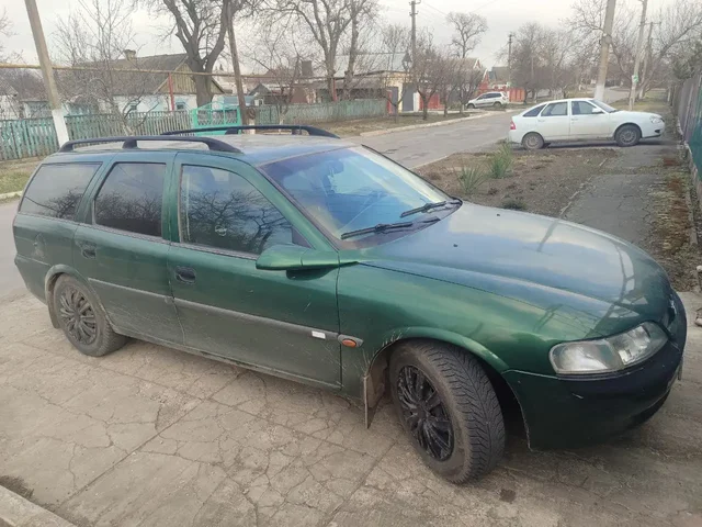 Продам Опель Вектра б 1997 года - Двигатели в Волноваха