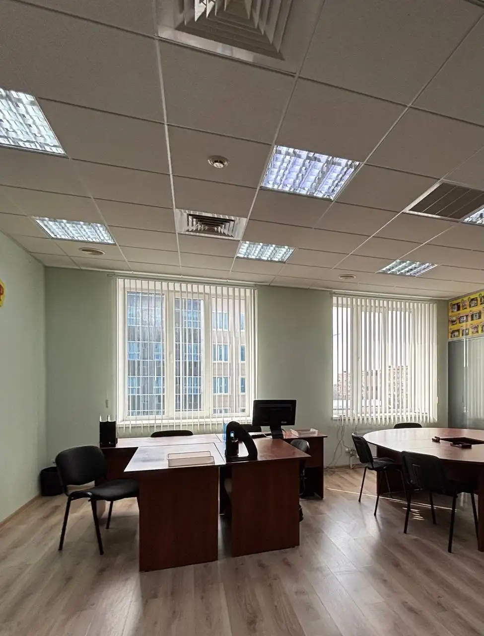 Аренда офисного помещения в Донецке, Калининский район - Аренда офисов (Недвижимость) в Донецк