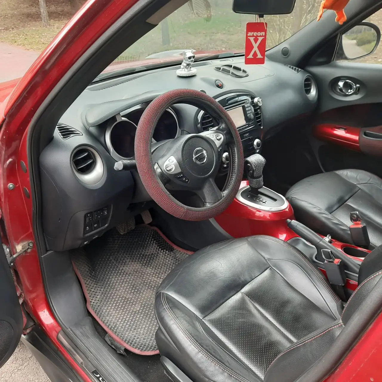 Продам Ниссан Жук 2012 года - Авто в Стаханов