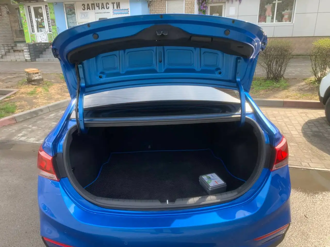 HYUNDAI SOLARIS 2018 г.в. с пробегом 89456 км - Легковые автомобили (Авто) в Мелитополь