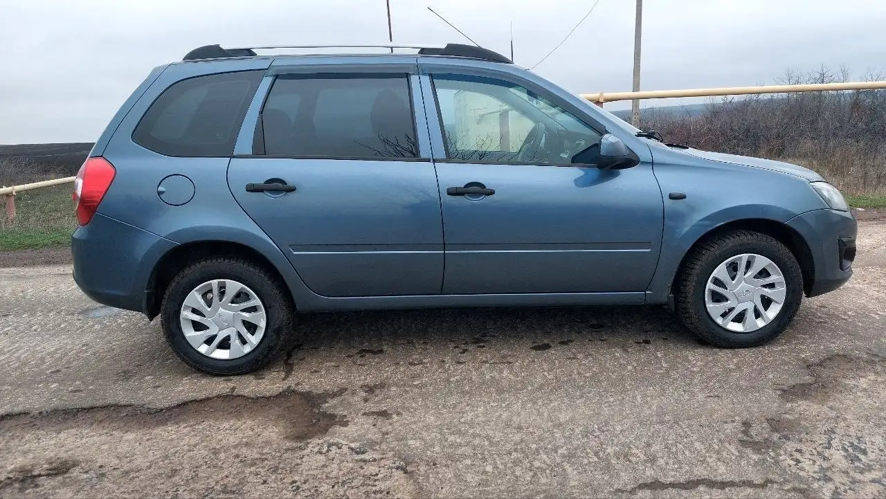 Продается Лада Калина 2 универсал 2015 года - Легковые автомобили (Авто) в Волноваха