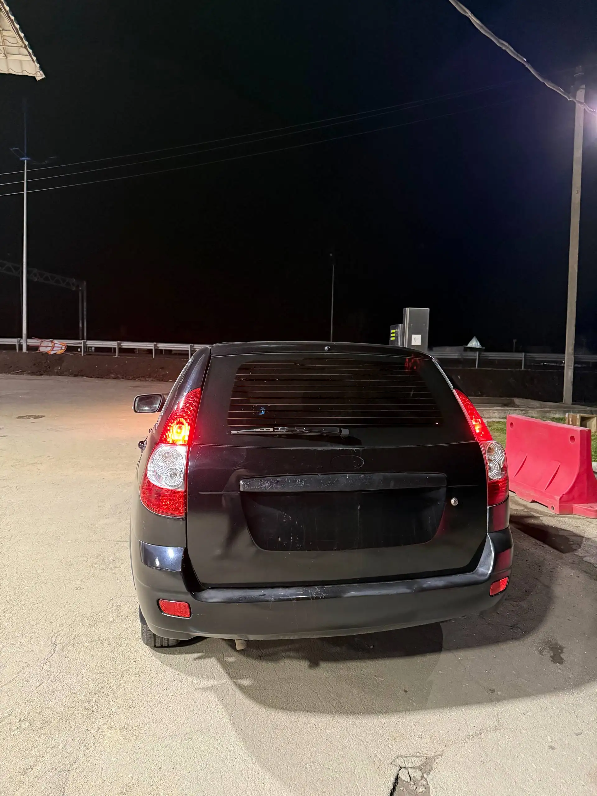 Lada Priora Универсал 2011 года в отличном состоянии - Легковые автомобили (Авто) в Тельманово