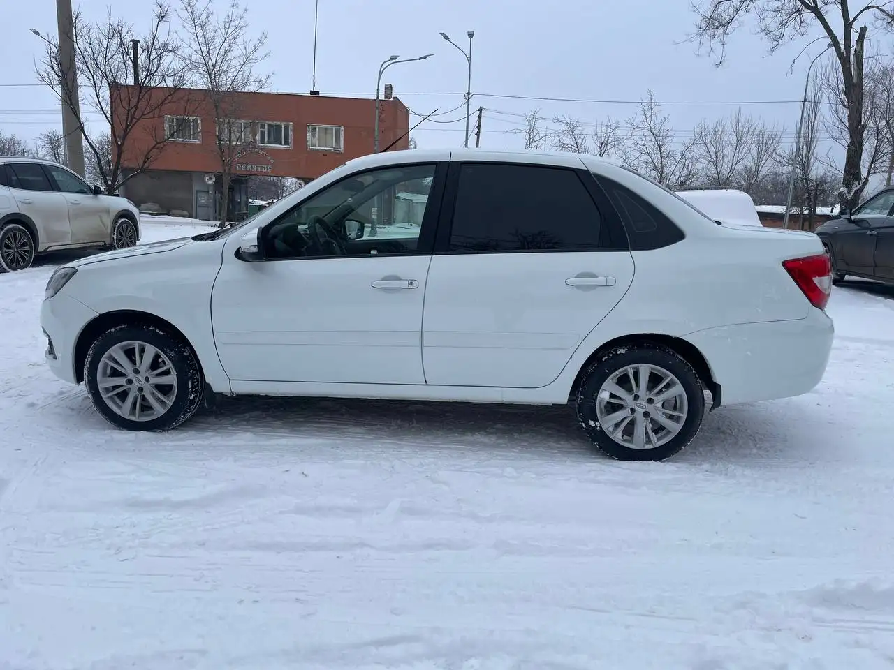 Продам Лада Granta 2019г. АВТОМАТ 1.6 16v - Легковые автомобили (Авто) в Волноваха