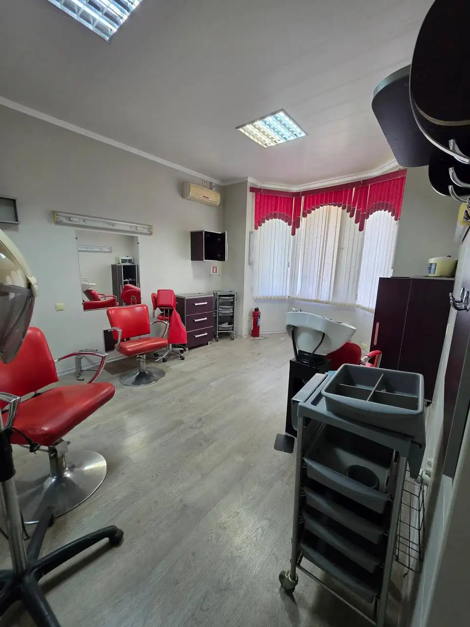 Аренда помещения в Макеевке, мкр Зеленый - Аренда коммерческой недвижимости (Недвижимость) в Макеевка