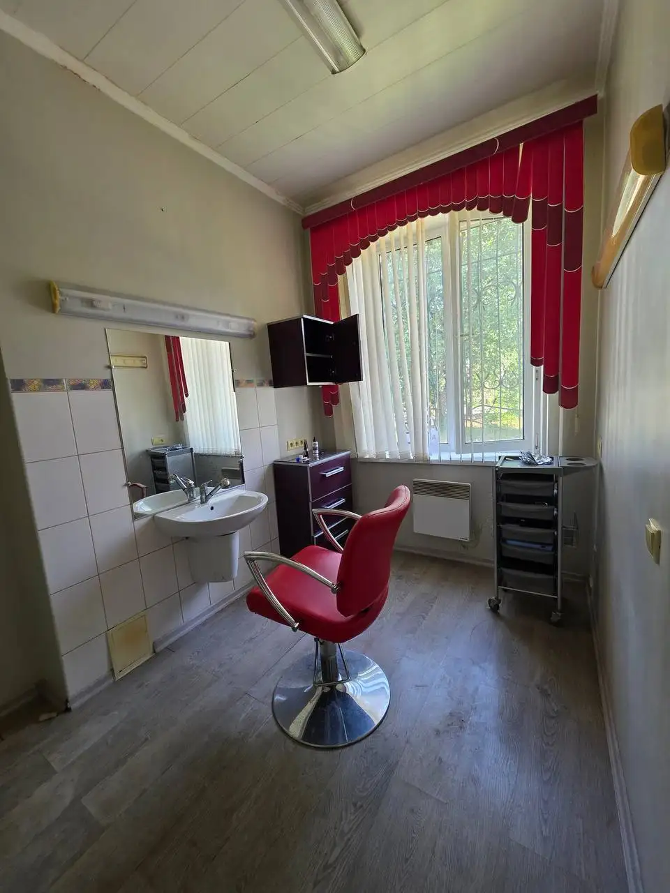 Аренда помещения в Макеевке, мкр Зеленый - Аренда коммерческой недвижимости (Недвижимость) в Макеевка