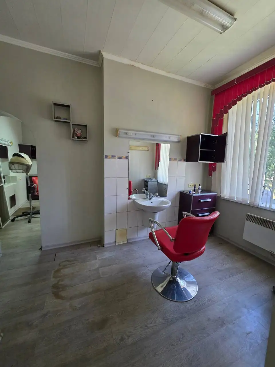 Аренда помещения в Макеевке, мкр Зеленый - Аренда коммерческой недвижимости (Недвижимость) в Макеевка