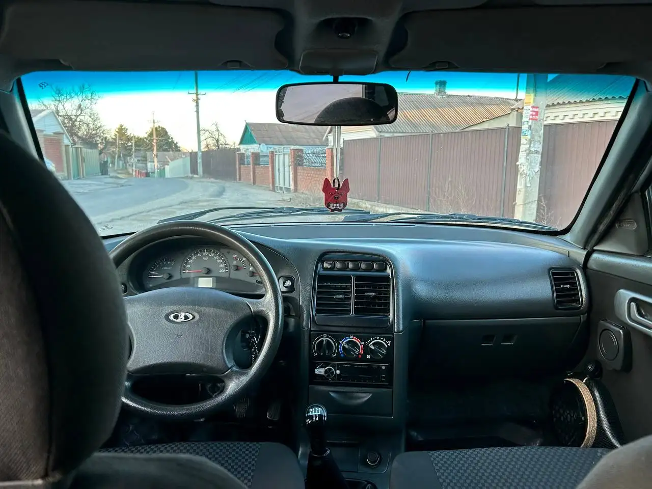 Продажа ВАЗ 2110 Богдан 2013 года выпуска - Легковые автомобили (Авто) в Мариуполь