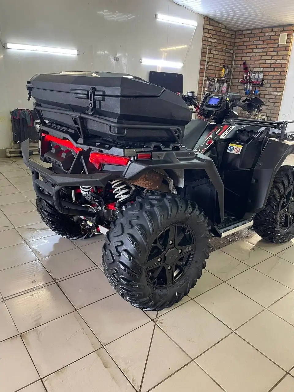 Продам Квадроцикл Поларис 1000 куб - Квадроциклы (Хобби и отдых) в Волноваха