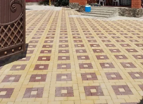 Укладка тротуарной плитки и установка бордюров - Автоуслуги в Мариуполь