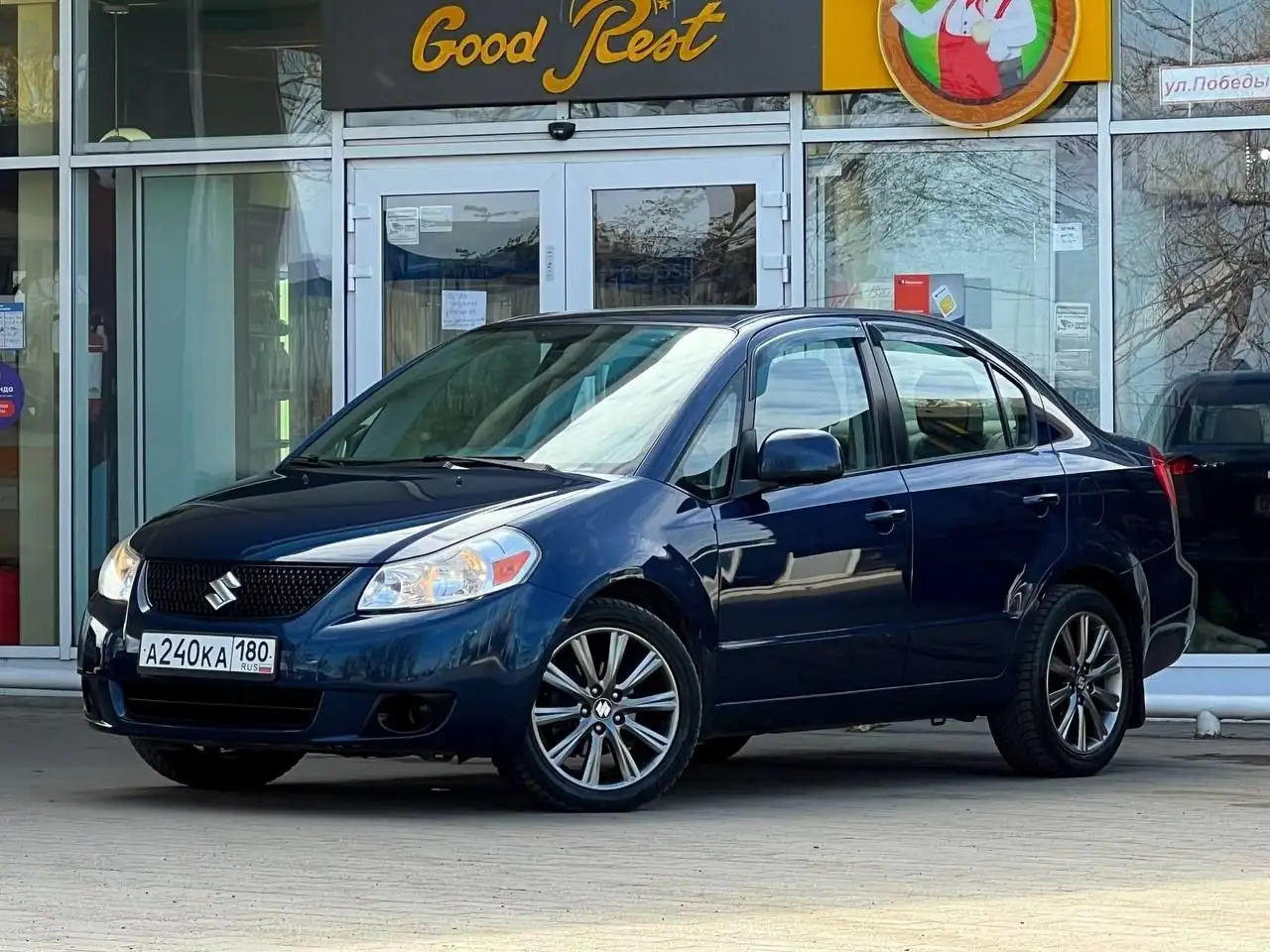 Продам Suzuki SX4 2011 года выпуска в идеальном состоянии - Легковые автомобили (Авто) в Донецк