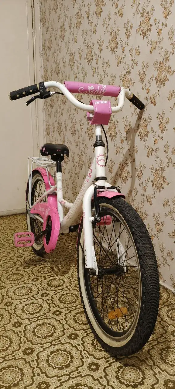 Продам велосипед с регулируемым рулем и сиденьем - Барахолка в Волноваха
