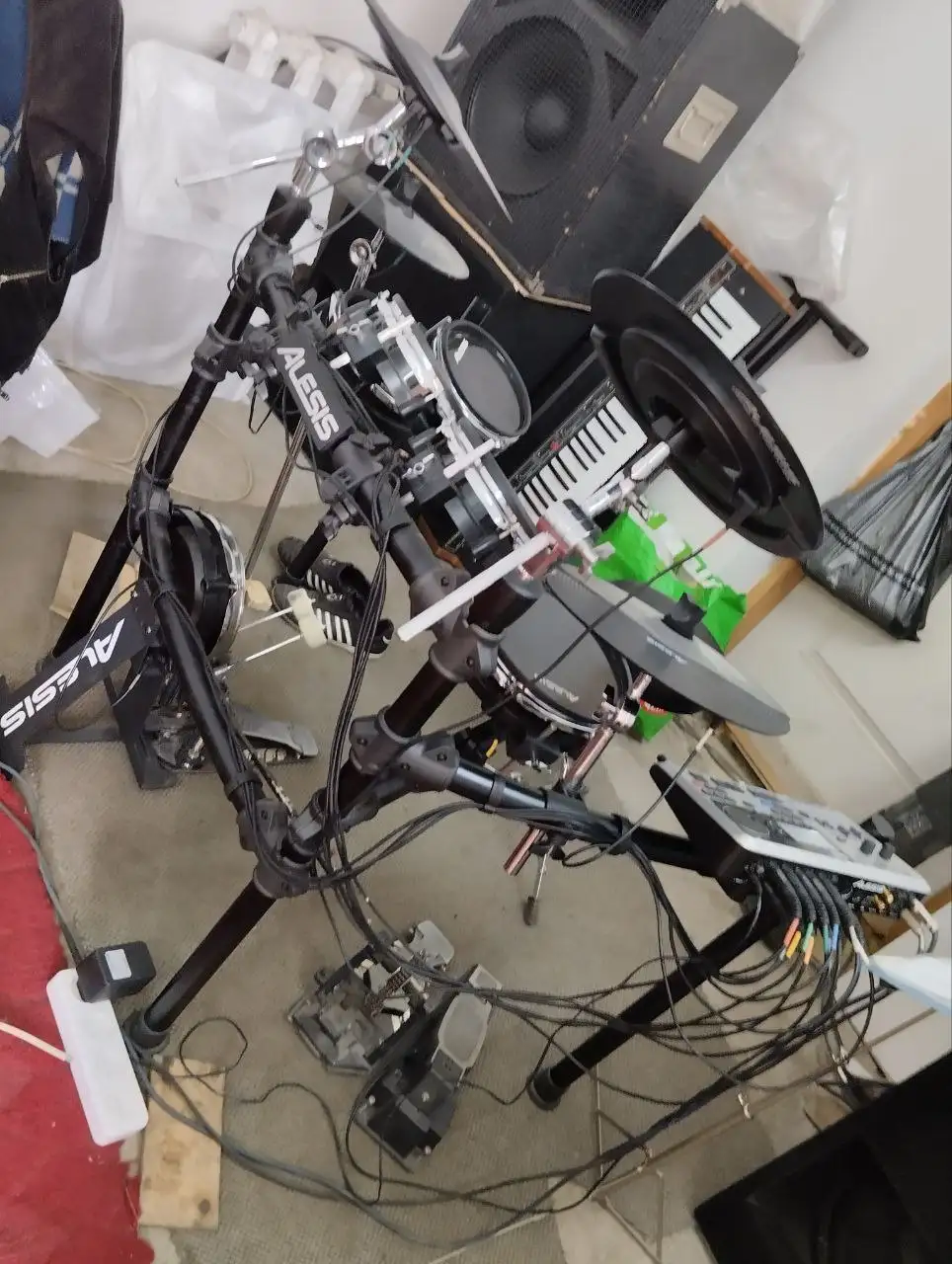 Продажа электроударной установки АЛЕСИС ДМ-10 с барабанным модулем - Барахолка в Первомайск