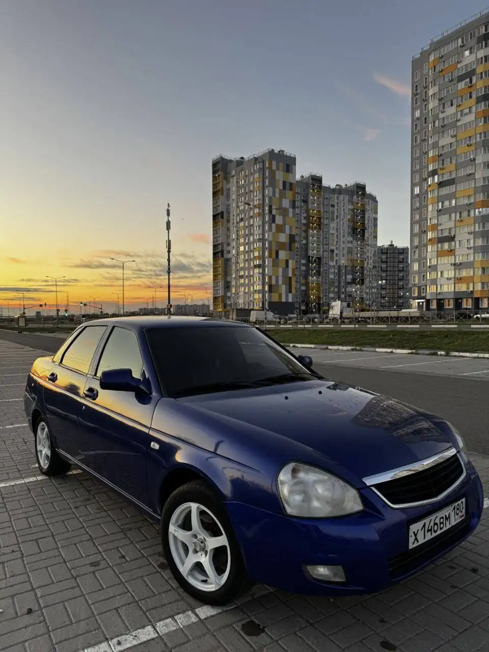 Продажа Лады Приоры 2010 г.в. в цвете Мускари - Авто в Докучаевск