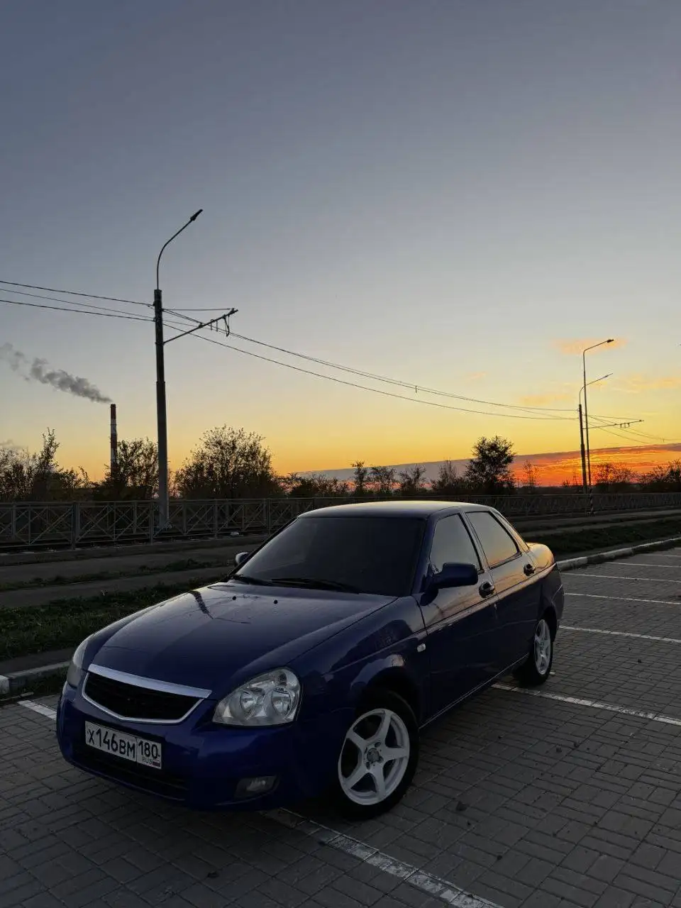 Продажа Лады Приоры 2010 г.в. в цвете Мускари - Авто в Докучаевск