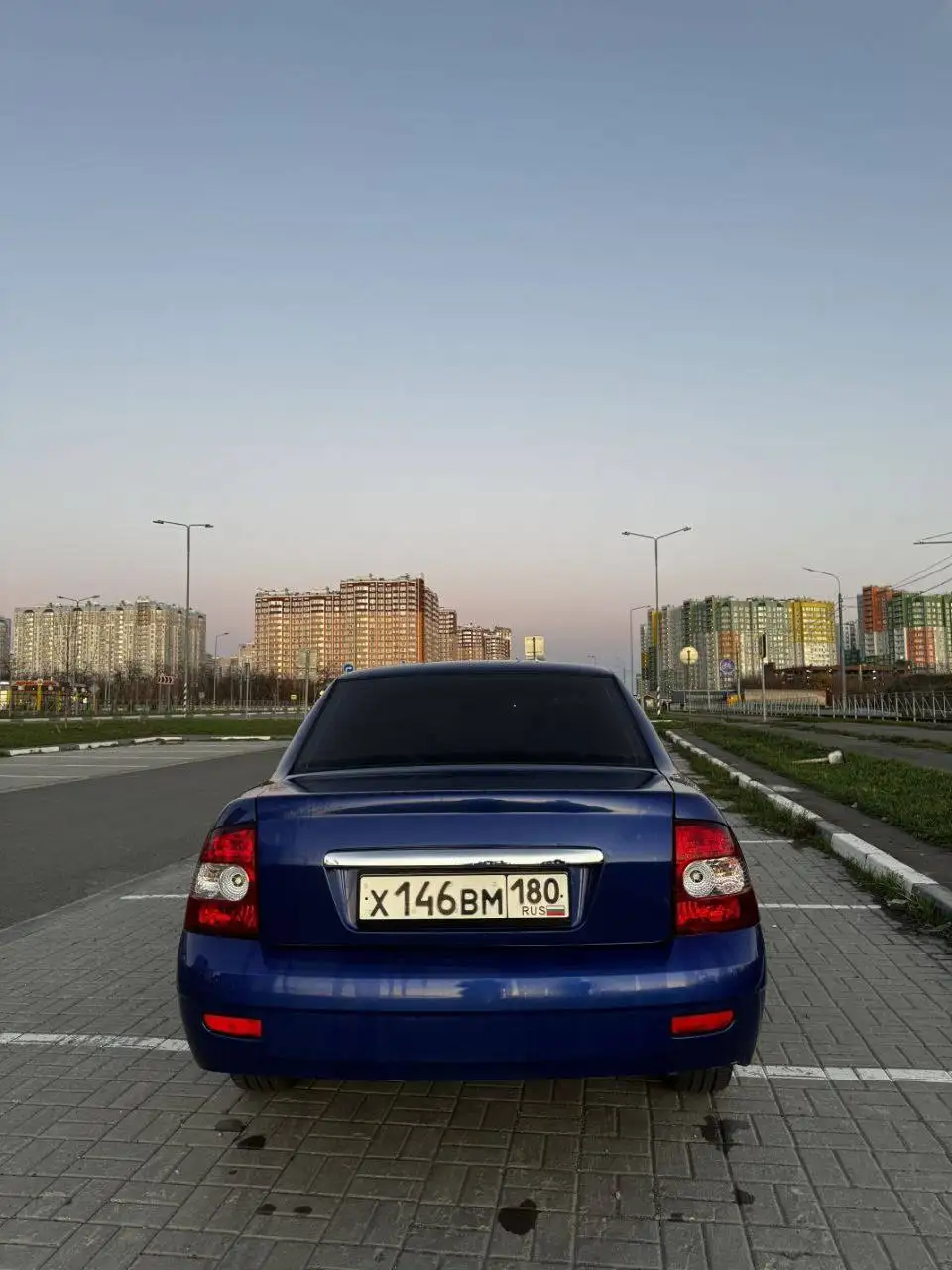 Продажа Лады Приоры 2010 г.в. в цвете Мускари - Авто в Докучаевск