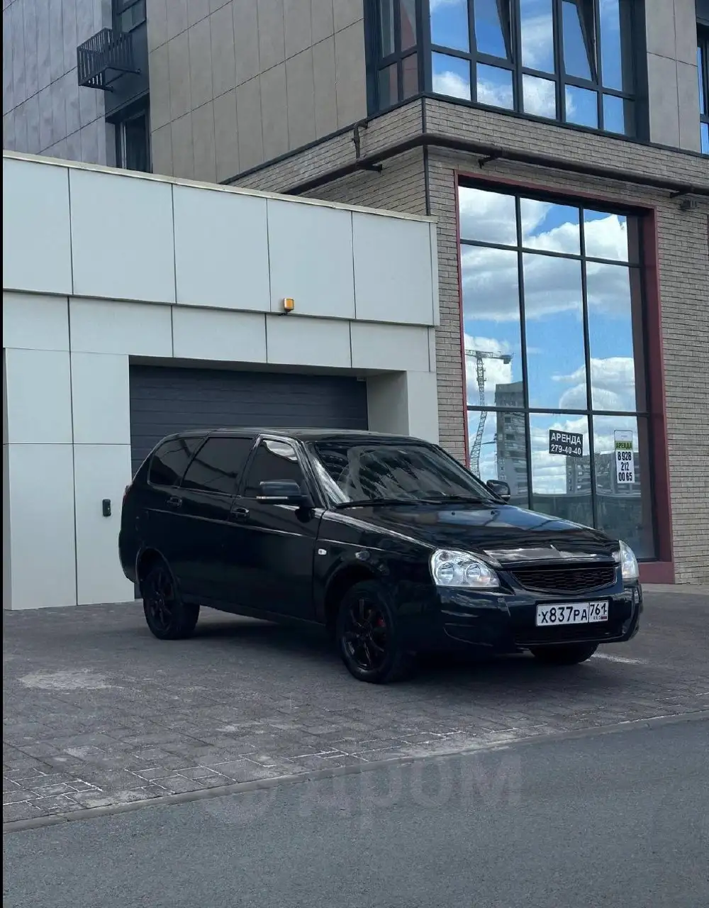 Приора Универсал 2011 года в отличном состоянии - Авто в Волноваха