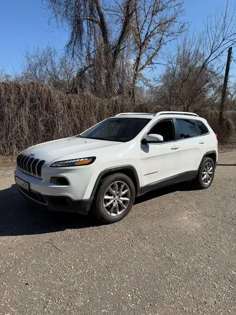 Продажа Jeep Cherokee Limited 2017 года - Внедорожники, кроссоверы в Краснодон