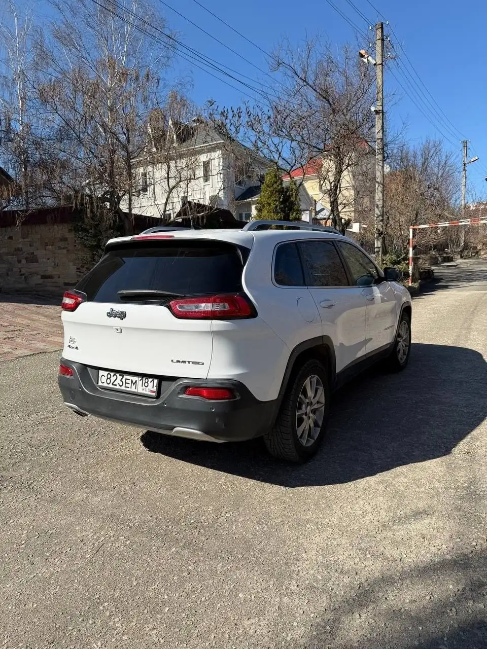 Продажа Jeep Cherokee Limited 2017 года - Авто в Краснодон