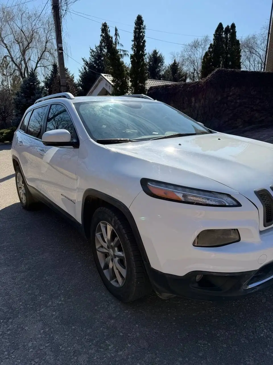 Продажа Jeep Cherokee Limited 2017 года - Авто в Краснодон