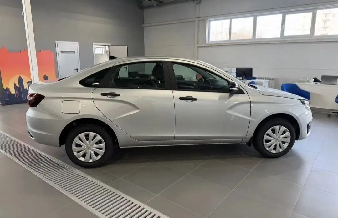 Продам новую Ладу Веста 2026 - Авто в Мариуполь