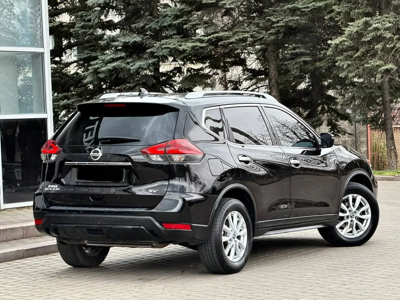 Продам Nissan Rogue (X-Trail) 2018 года - Авто в Волноваха