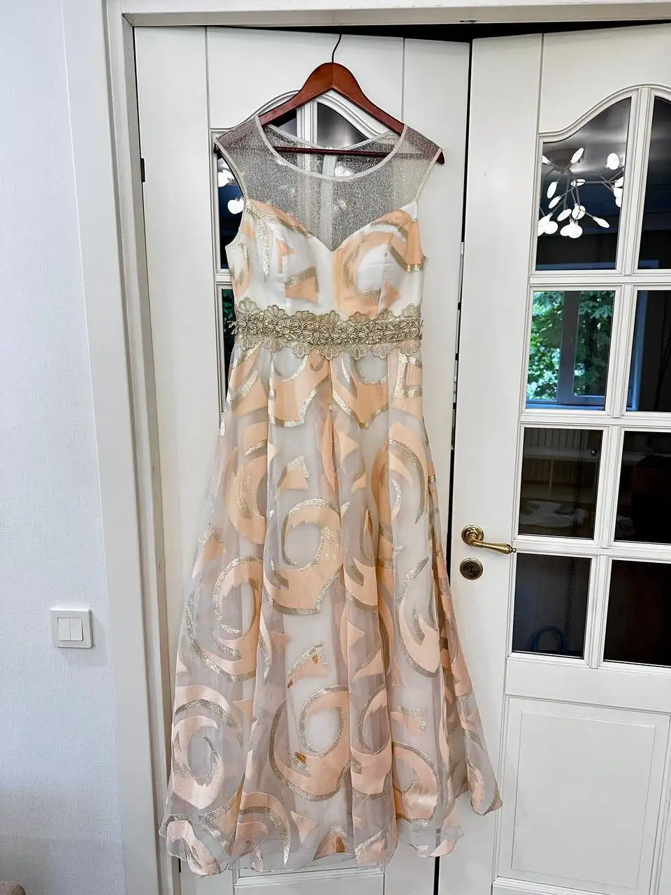 Продам платье размер 46-48 - Одежда в Волноваха