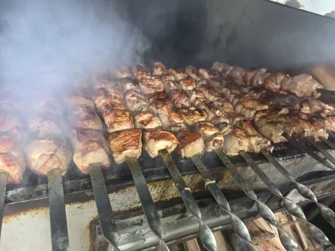 Кафе-бар Донбасс - Меню - Услуги косметолога в Волноваха