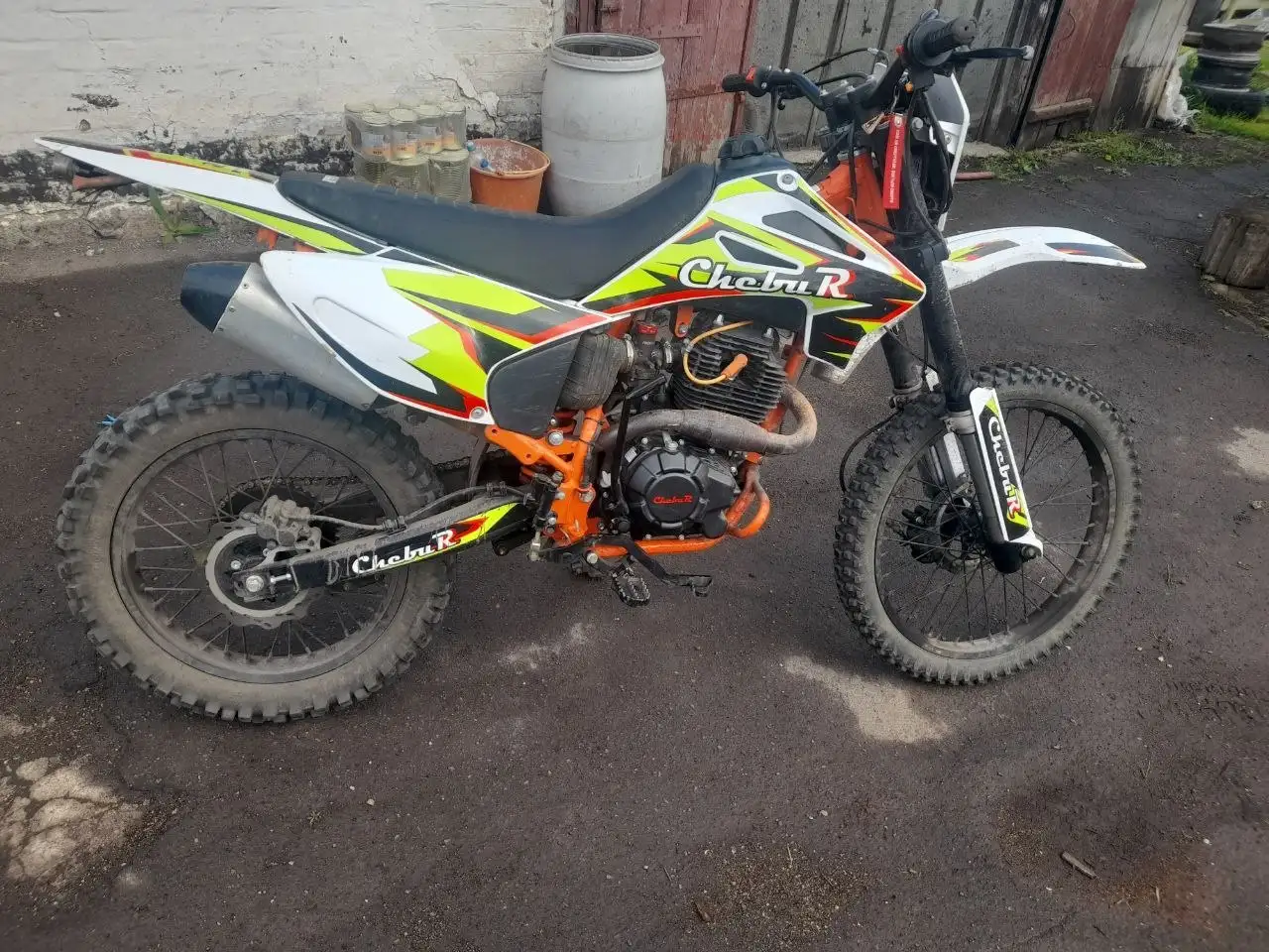 Продам эндуро 300 кубов - Запчасти в Волноваха