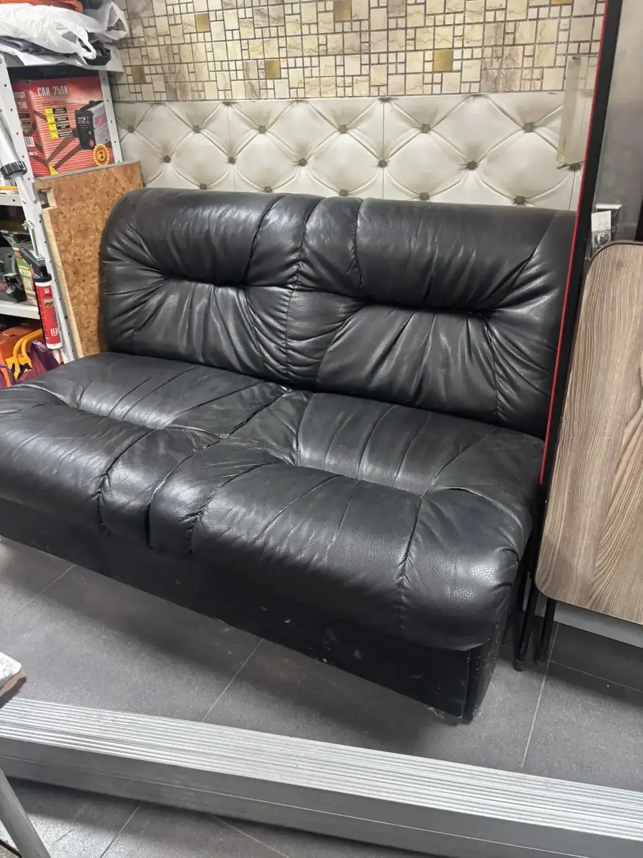 Продам диван - Барахолка в Волноваха