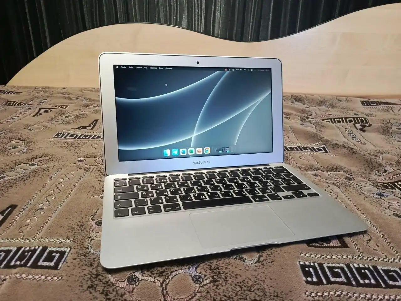 Macbook Air 11" - Ноутбуки (Электроника) в Макеевка