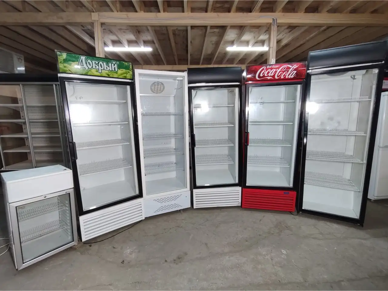 Продам холодильные шкафы б/у - Электроника в Волноваха