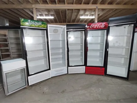 Продам холодильные шкафы б/у - Автомагнитолы в Волноваха