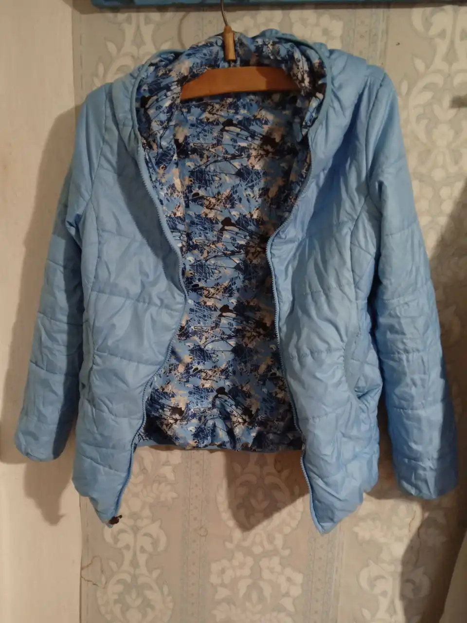 Продажа новой одежды и обуви