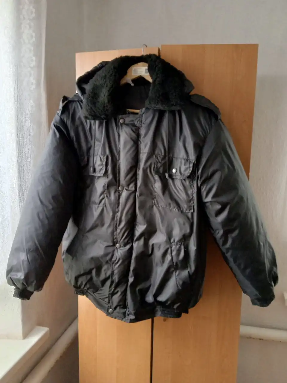 Продажа новой одежды и обуви